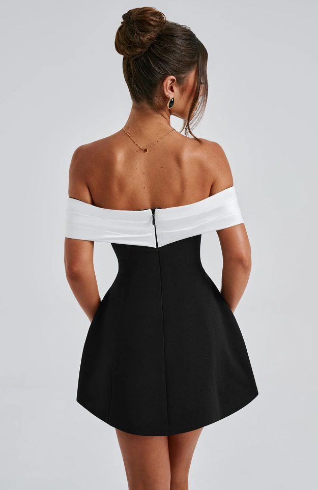 SYVIA Ladina Classic Dress